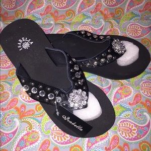 Woman’s sandals size 7